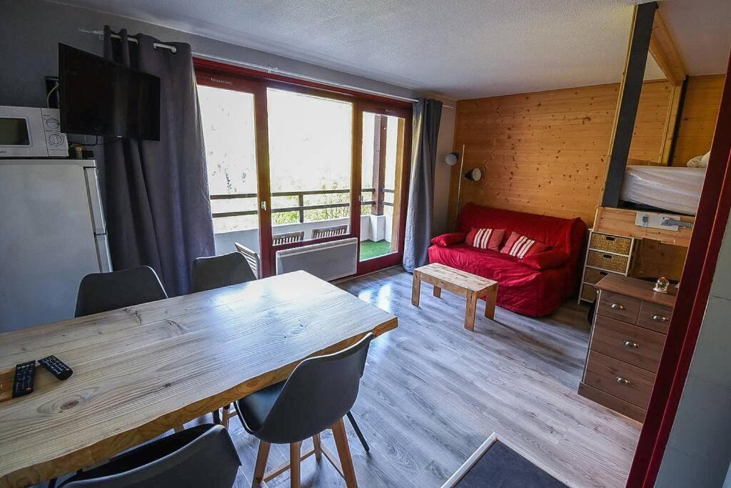 Le Relai S31 - Grand Et Lumineux Studio Avec Coin Montagne 4-6 Pers, Tout Equipe, Avec Wifi, A 30M Des Pistes Avec Un Grand Balcon, Draps Non Compris Saint-Jean-dʼAulps المظهر الخارجي الصورة