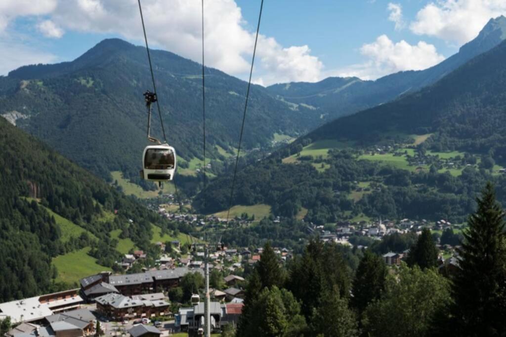 Le Relai S31 - Grand Et Lumineux Studio Avec Coin Montagne 4-6 Pers, Tout Equipe, Avec Wifi, A 30M Des Pistes Avec Un Grand Balcon, Draps Non Compris Saint-Jean-dʼAulps المظهر الخارجي الصورة